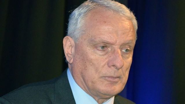 El flamante ministro Carlos Parola valoró la política de Salud del socialismo.