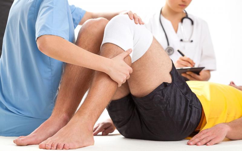 Autorizan la atención de más profesionales de la salud.
