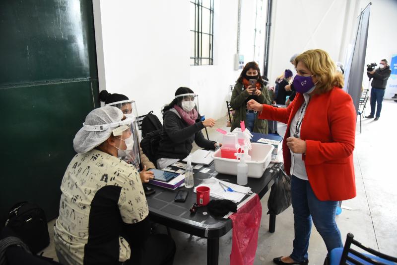 Vacunación: ¿Cuándo se puede alcanzar la inmunidad de rebaño?.
