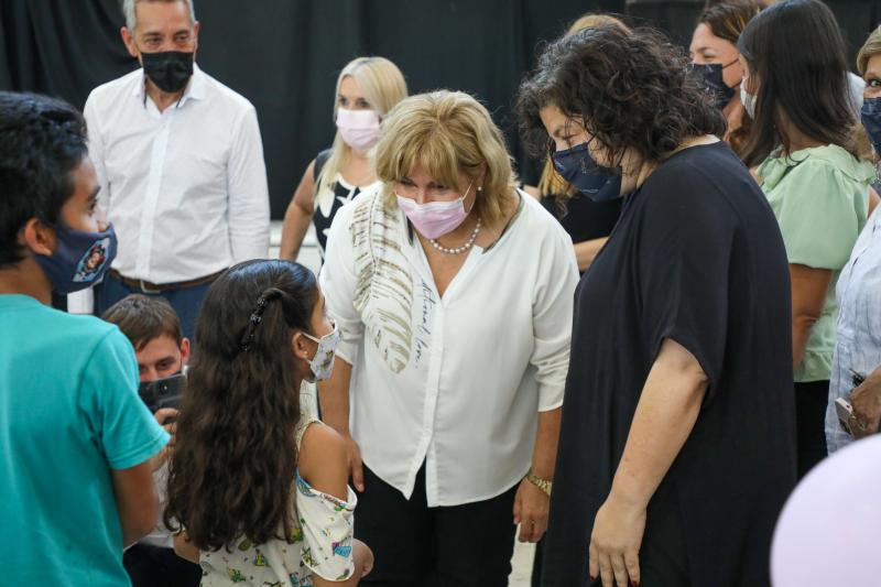 Vizzotti: "es clave la segunda dosis para reforzar la inmunidad".