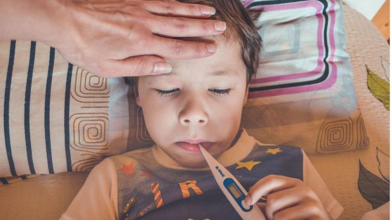 Hepatitis aguda infantil: ¿a qué síntomas hay que prestarle atención?