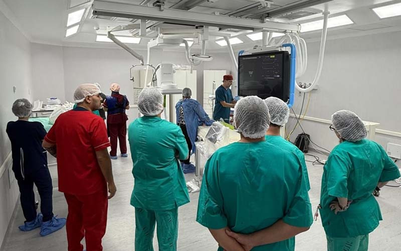Cardiopatías congénitas: el Hospital Alassia concretó con éxito las dos primeras intervenciones con el nuevo angiógrafo.