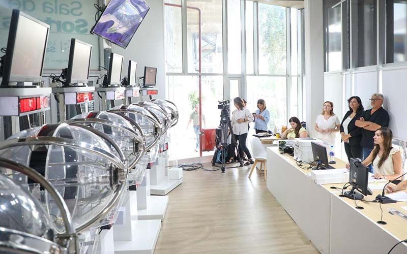 Carrera de Enfermería: más de 5 mil inscriptos en el sorteo de ingreso.