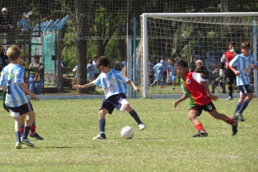Atlético empató en Novena.