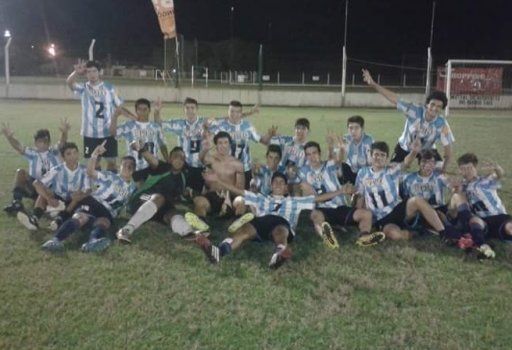 Atlético Sastre se quedó con el Oro en Quinta.