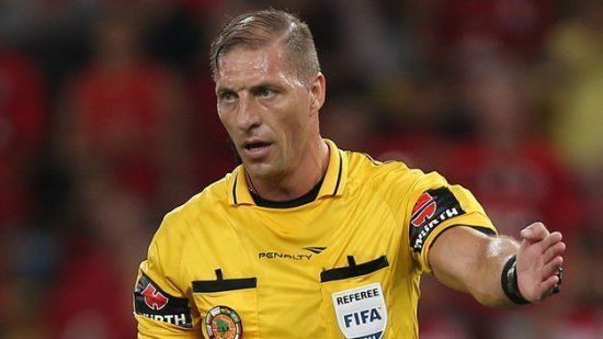 El árbitro internacional Néstor Pitana dirigirá la segunda final del Absoluto.
