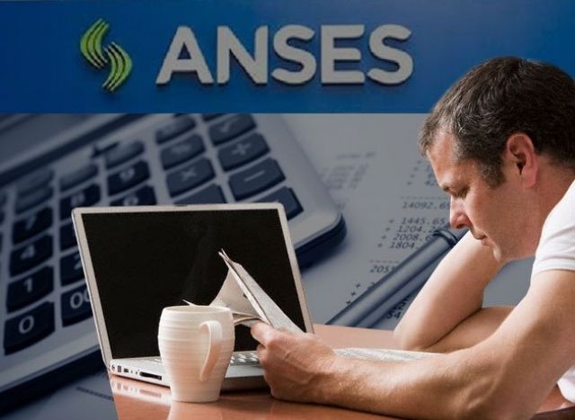 Quienes quieran trabajar después de los 65 años deberán comunicarlo.