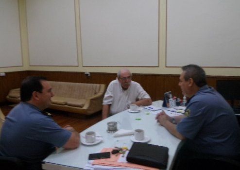V&aacute;zquez y Motta junto al flamante funcionario de la provincia.