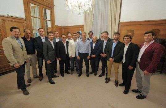 El Ministro del Interior junto a intendentes y presidentes comunales del PRO.