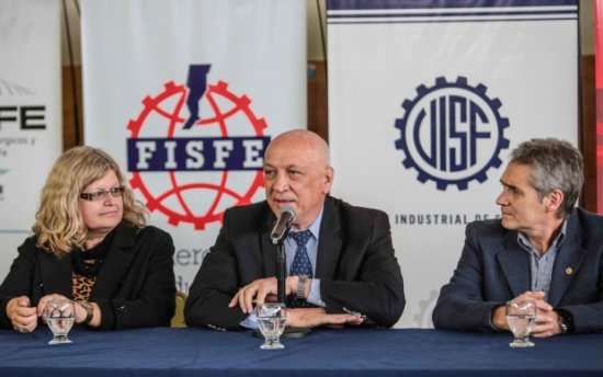 Balagu&eacute;, Bonfatti y Taborda durante el acto.
