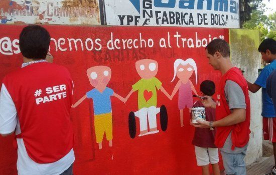 Pintan murales para apoyar ordenanzas sobre discapacidad.