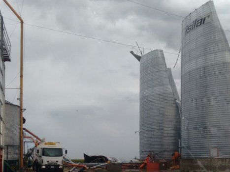El paso de la tormenta por Casas.