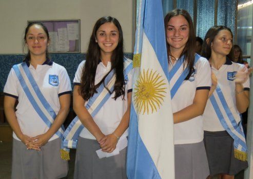 Las nuevas abanderadas para el 2016.