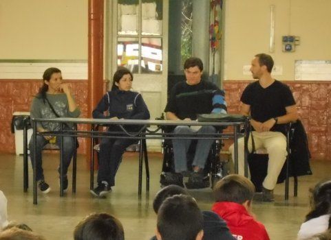El profesor C&eacute;sar Oitana encabez&oacute; las jornadas.